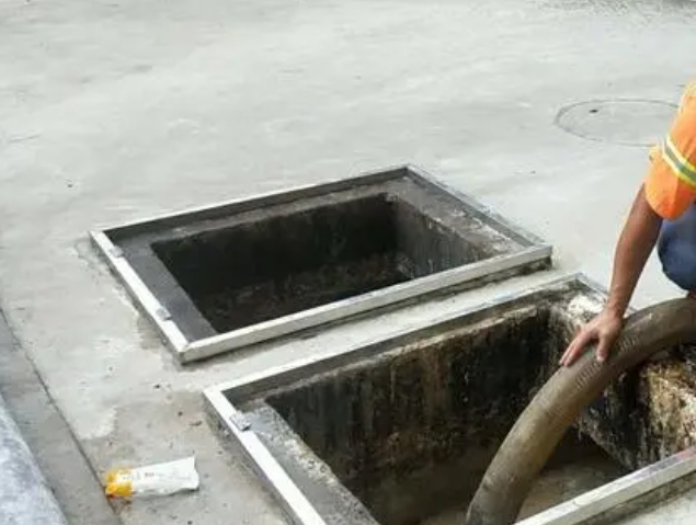 新田化粪池清理